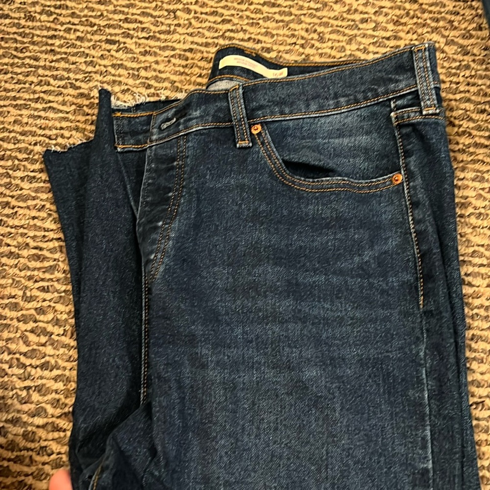 Levi Wedgie Straight
